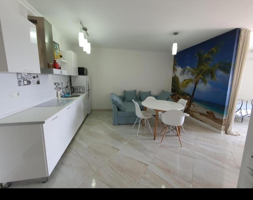 באטומי Paradise Apartment מראה חיצוני תמונה